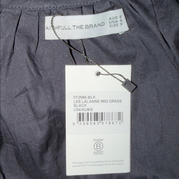 Faithfull the Brand Les Lalanne Midi Dress - Picture 9 of 11